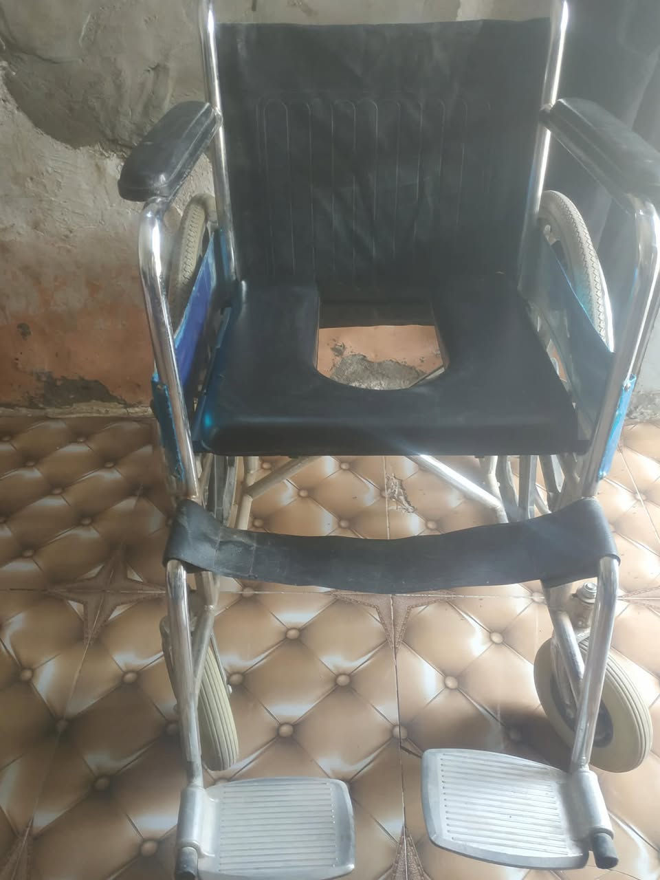 للبيع 
مبردة ع فحص نضيف ب110
سنك ب50 وبي مجال 
عربانة وياها قاعدتها وغراضها ب100
جهاز السكر جديد ب20
مكانهم حله نادر الثالثة 
متواجده خاص


**إذا كنت صاحب هذا الإعلان وتريد حذفه لأي سبب، رجاءا أرسل رسالة إلى الدعم الفني**