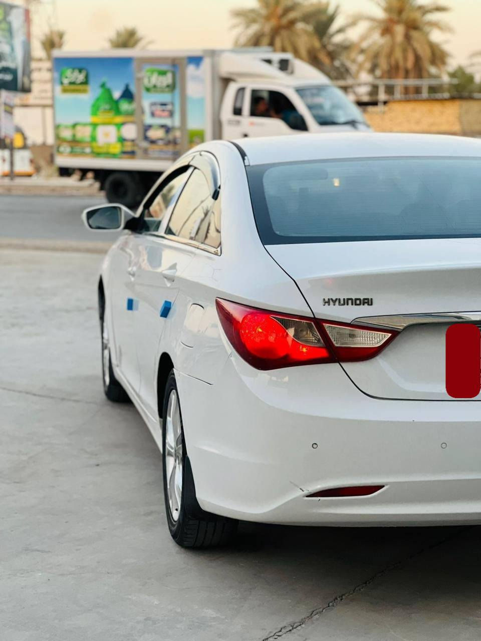 سلام عليكم 
هونداي سوناتا 2012
وأرد خليجي
أربيل تحويل أو وكاله
المواصفات 
مكينه دوش 
تبريد قطعتين 

تحكمات استيرن 
مري شفط 
اشاير بالمرايا 
داخل بيجي 
بيه تلكيطات صبغ ابيع احزام  جديده  مكينه كير حداديه تخم تاير تبريد ما بيه اي نقص 
مكاني الحله الحمزه الغربي 
السعر ١٠٧ وبيه مجال بسيط 
للاستفسار  ***********
