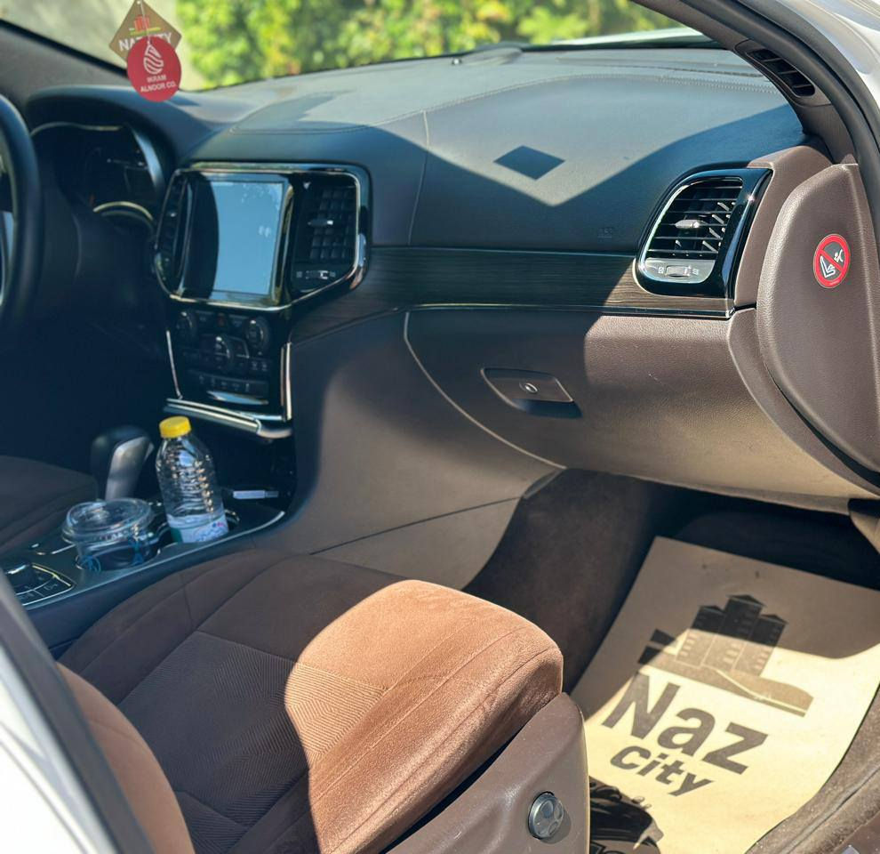 جێب گراند چیرۆکی 2019 لاریدۆ ئۆڤه‌رلاند  
شه‌ریكه‌ی هارلم فوول
 مواسه‌فات یه‌ك په‌له‌ بچوك
 بویاخی هه‌یه‌ به‌ده‌رگای
 دوای سه‌كن پانۆراما شاشه‌
 گه‌وره‌ كوشن غه‌سن كوشن
 ساردو گه‌رم  سێ مۆدی
 به‌رزكردنه‌وه‌ ناو قاوه‌یی 

سعر لە کۆمێنت داوابکە ڕاستەخۆ بۆت دیت 📩 

سه‌یاره‌كه‌ به‌شه‌رت گیرو مه‌كینه‌ی نه‌كراوه‌ته‌وه‌
  ٨٠ هه‌زار روشتووه
 زور مواسه‌فاتیتر

ژمارەی خاوەنی 
***********
