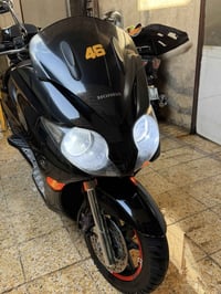 فورزه صفر 10 الدراجة جديده مال جناي بدون اي نقص كامله مكمله مكينة بلاد...