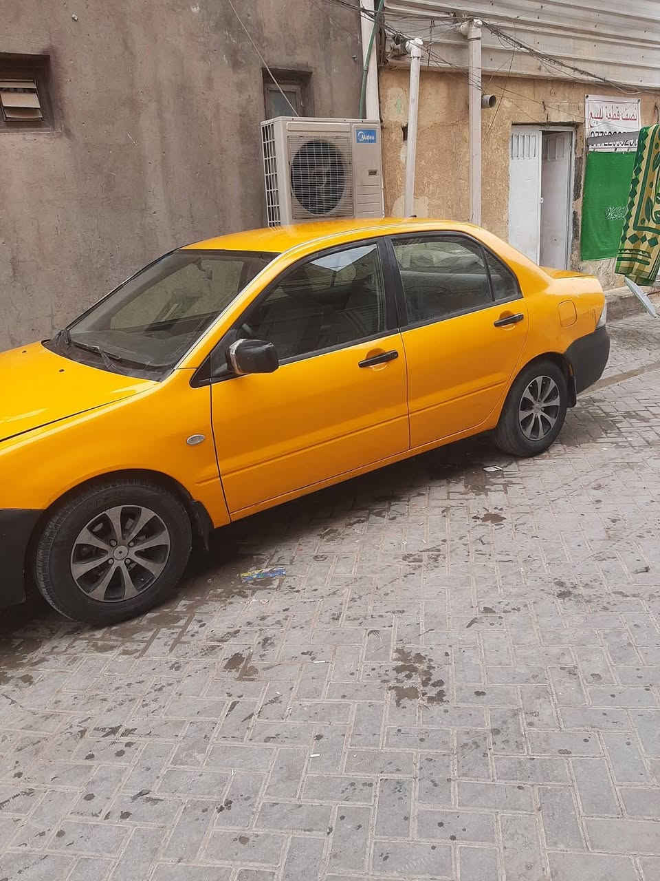 لانسر  2008 سعر 70 ورقه وبيه مجال العنوان بغداد مدينه الصدر قطاع 29 رقم ***********
