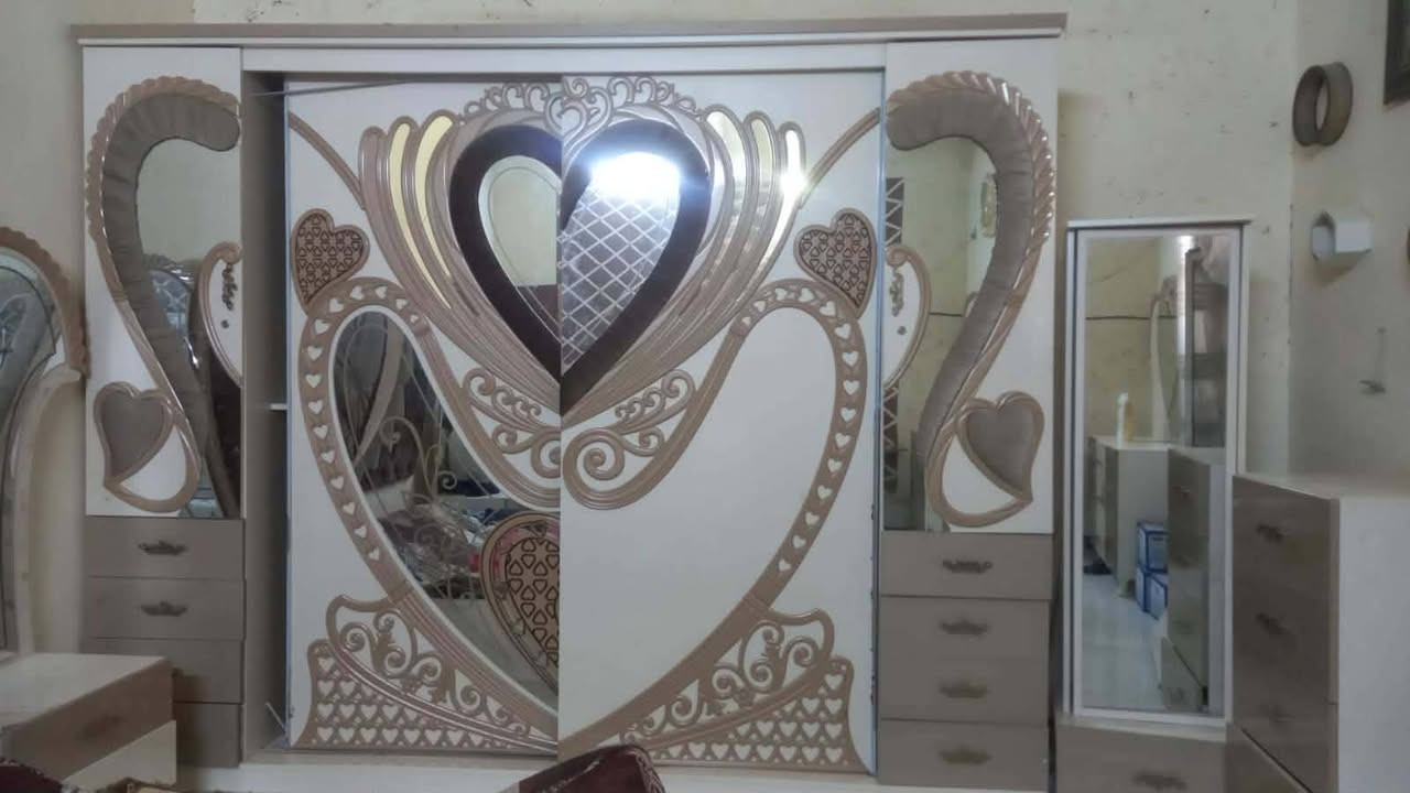 غرفه نوم مستعمل للبيع خشب تركي للاستفسار الاتصال ع الرقم
***********
***********
