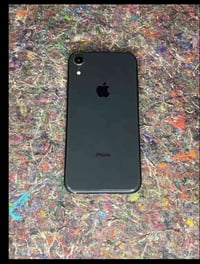 آيفون XR • ١٢٨ • بطاريه ١٠٠%