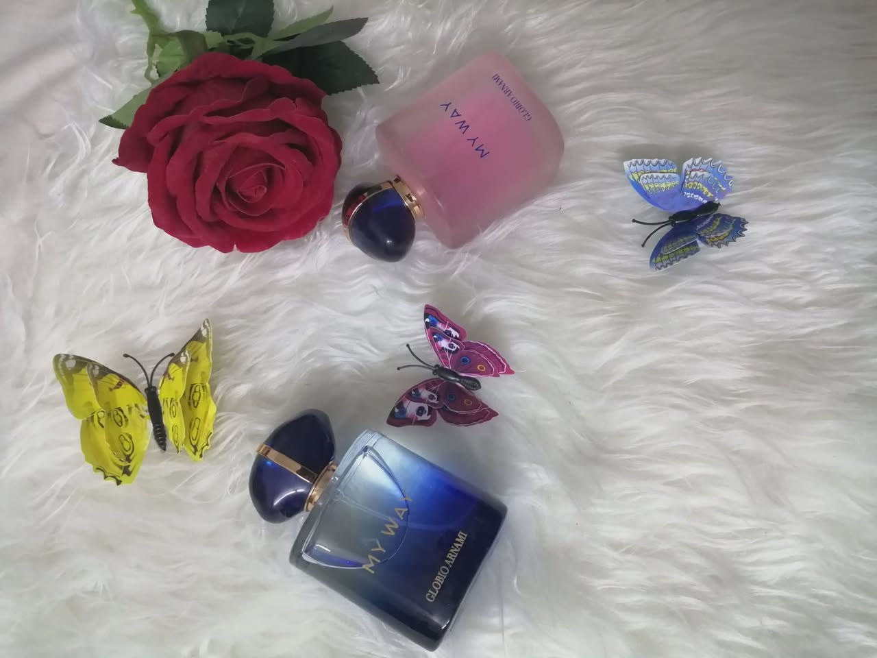 العطر هو لغة ماتحتاج كلمات لمسة سحرية💥 تكشف عن شخصيتك وتترك أثر لاينسى🌺 
من أول رشة تبدأ الحكاية🎊 نسمات أنيقة تأخذك لعالم💫 من الرفاهية وتخلي كل تفاصيل يومك مميز العطر هو مو مجرد زجاجة هو حظور هو ثقة هو سر الجاذبية 🌟 الي يخلي الكل🌹 يتساءل عنك لذالك خلي عطرك 🎖️ يختار قصتك وخلي رائحتك تكون توقيعك الخاص✨

أنتم مع👈 ✳️ عطور المواسم اختياركم الأفضل دائما ✳️

عروض خاصة سعر القطعة ب 5000 رجالي ونسائي عطور روعة 👌

(***********) اهلا وسهلا بكم وبخدمتكم جميعا 🌹
