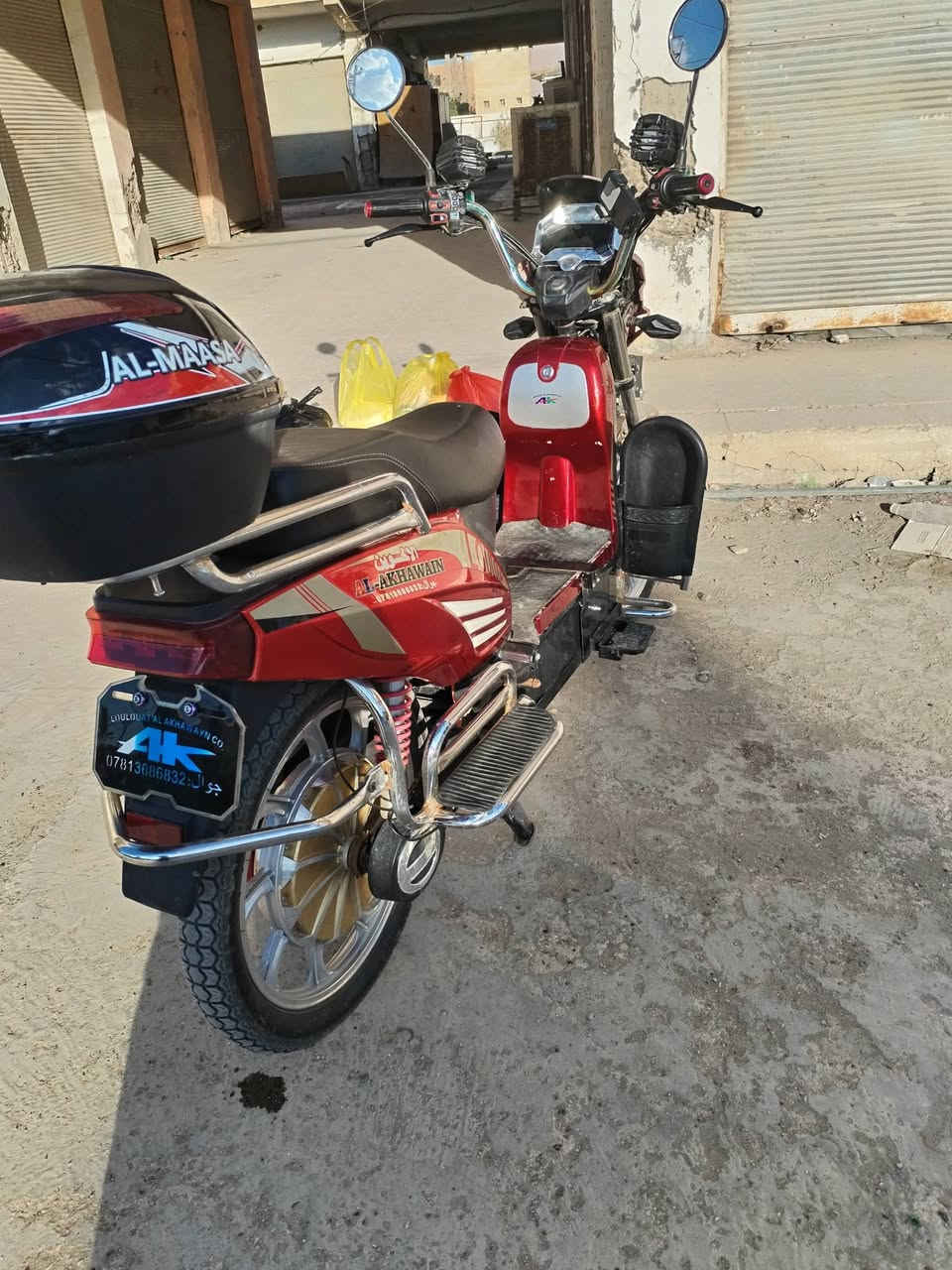 دراجة للبيع الخوين موديل 26بصمه يدوي 6بطاريات جدد جهاز مانع سرقة جادر ويا كهرباىيات  شقالة دراجة نضيفه  سعر  550وبي مجال ***********
