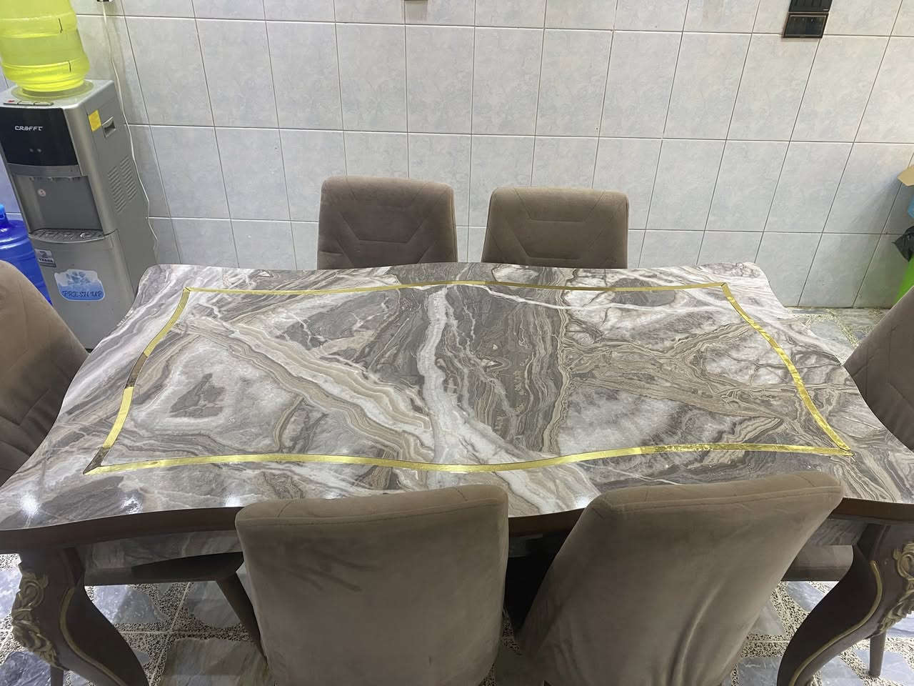 ميز طعام مع ٦كراسي سعر ٢٥٠ وبي مجال وعن حلال بي ضرر بسيط


**إذا كنت صاحب هذا الإعلان وتريد حذفه لأي سبب، رجاءا أرسل رسالة إلى الدعم الفني**
