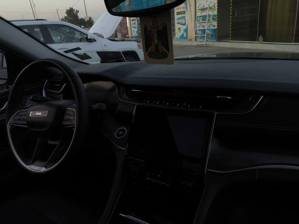 جيب كراند شروكي لمتد 2023
رقم بغداد باسمي

فول مواصفات  

سستم صوت ماكنتوش 19 سماعة 

دفع رباعي 

وضعيات قيادة 

اضائه لد متغيرة بالكامل داخل السيارة 

سقف بانوراما قابل للفتح 

بصمة تشغيل 

دخول ذكي في جميع الابواب 

عجلات المنيوم قياس 20 

7 مقاعد 

مقاعد جلد 

مقاعد امامية وخلفية تدفئة + تبريد 

شاشة لمس حجم كبير 

تحديد مسار ومحافظة على المسار 

حساسات امامية 

حساسات خلفية

نظام الكبح التلقائي 

مري كهرباء 

رادار امامي 

رادار جانبي 

هيتر بالمري 

تعتبم بالمري 

اوتو هولد 

اوتو ستوب 

خزن مقاعد 

مقاعد كهرباء 

٣ قطع تبريد 

جنطة ذكية كهرباء 

عداد دجتل متغير ثيمات 

وهواي مواصفات بعد

كير ماوس 

لد نهاري 

بكلايت لد

داخل مطعم بالصاج

تدفئة ستيرن

تبترونك

نظيفة جدا السيارة بدون اي نقص جاهزة من كلشي   

صبغ بس قطعة وحده خشم البنيد بدون داخل 

جديدة جدا

مكان السيارة بالفلوجة 

السعر 360$ وبيهة مجال قليل

***********
