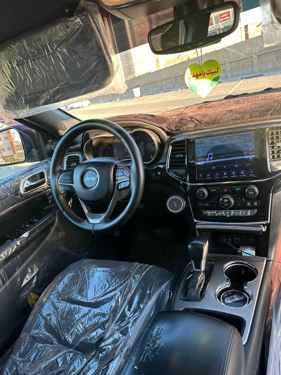 بيع مستعجل بسعر 230 جيب موديل 2020 

مواصفات بلاك توب فول مواصفات 
رقم بصرة تحويل 

ماشي 60 الف 
مكينة 6 سلندر 

العنوان البصرة 
***********
