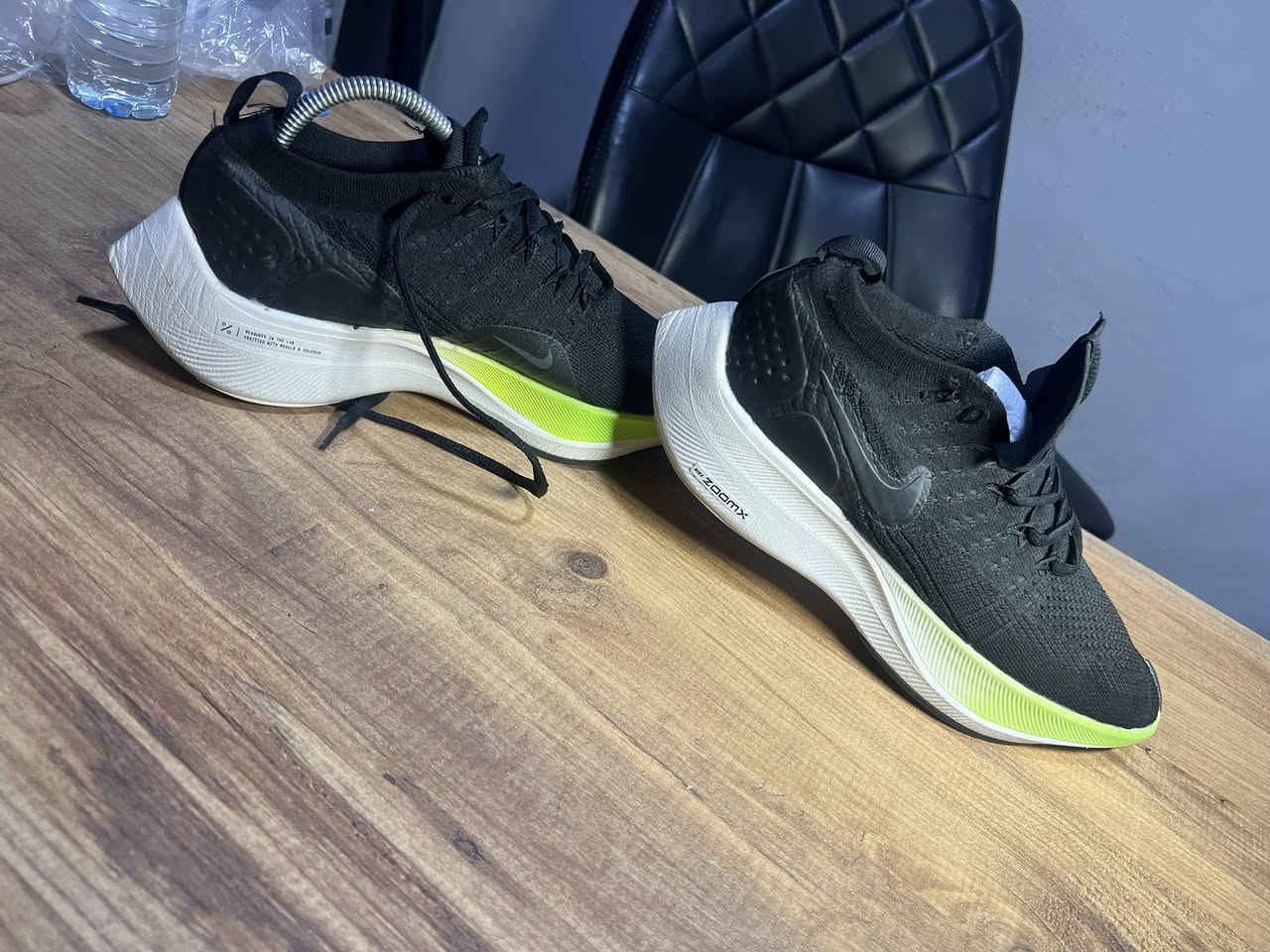 اصلي وكالة شبه مستخدم
قياس ٤٢ طول القدم ٢٦.٥ يلبس ٤١ 
٢٥ الف على اول تم + رقمك وعنوانك 
توصيل ٥ الف


**إذا كنت صاحب هذا الإعلان وتريد حذفه لأي سبب، رجاءا أرسل رسالة إلى الدعم الفني**