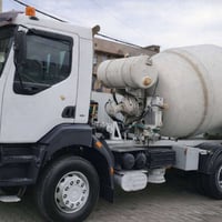 رينو سكس ويل 2004 رقم انبار مكفوله مكينه وكير وشواصي للبيع مكانها بغدا...