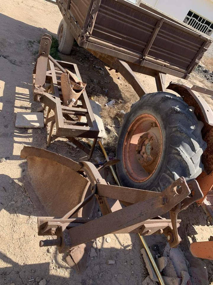 مكينة كابوتة للبيع مع ملحقاتها للاستفسار التواصل على الرقم *********** المكان المدائن سلمان باك
