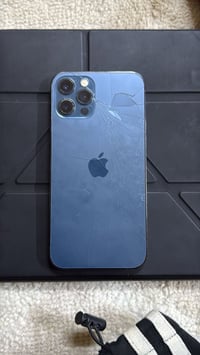 ١٢برو ✨ ذاكره١٢٨❤️ بطاريه مبدل ١٠٠تقره✨ نموذج AAAماستر☘️❤️✨ شاشه ما مب...