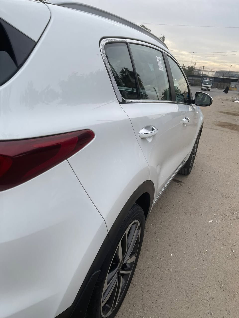 سلام عليكم من رخصت الادمن المحترم 
كيا سبورتج للبيع خليجي مديل ٢١ 
مكفوله سونر موجود ماشيه ٥٨ 
سياره جديده على وضع شركه 
مكان سياره بغداد شعب السعر ٢١٠ 
وبي مجال لشراي 
***********
