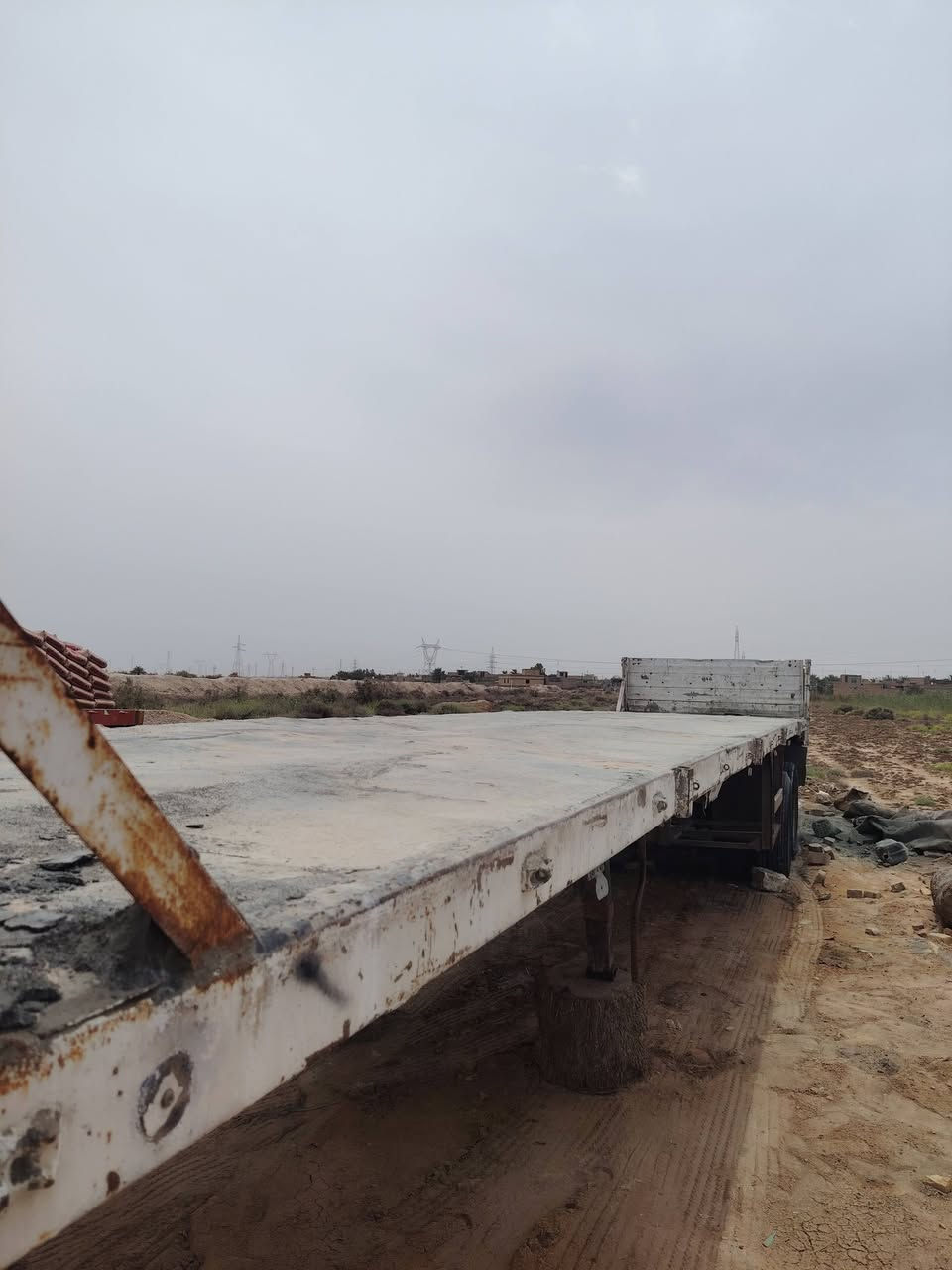 السلام عليكم عربانه للبيع تخم تاير شاصي مكفول المكان المثنى للأستفسار أتصل على ***********
