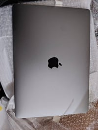 شاشة ماك بوك عدد 2 اتريد على الفحص اتريد بدون بكيفك  موديل :A2338 للبي...