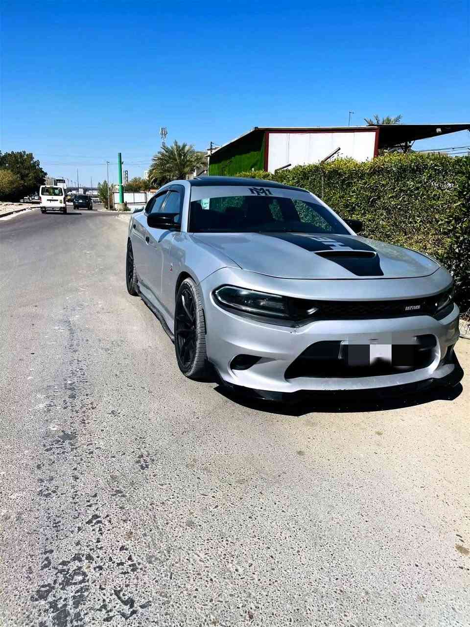 سلام عليكم 🫡 جارجر سكات باك🐝فول مواصفات رقم بغداد الجديد بسمي موديل 2019 سياره جديده كلش ستخدام شخصي حادثه جاملغ وخشم البنيد نفسه مصلح ماشيه 53 حقيقي  /مكاني بغداد الدوره  لل ستفسار اتصال الرقم 67084850 077 //عليها تعديل وإضافات حلوه ✍️ 
1/ هدرز ستيل شورت تيوب 
2/دركه اربي أم اصليه 
3/ دواخل كاربون حقيقي 
4/كشنات كنتاره وجلد خزن ميموري 
5/ ستيرن كهربائي 
6/تدفئه كشنات امامي خلفي 
7/فجوج brembo
8/ لايت LED اصلي 
9/ لايت زنون 
10/فتحت سقف (سلايد ) 
11/نقطه عمياء 
12/ كامره خلفيه 
13 /ويل قياس 20 تو سايز اصلي شرط
14 / سستم صوت ALPlNE  
15/ تشغيل عن بعد 
16 / ذاكره حفظ وضعيات الجلوس (ميموري) 
17/ نظام خرائط GPS 
18 /شاشه كبيره قياس 8.4 انج اوپشنات SRT 
19 / كير شفتر بالستيرن 
20 /جناح خلفي اصلي 
21/ بلوتوث تلفون 
22/ كاجكان اصلي 
23 / لحايه دواسات 
24 / مري باتمان
25 / والف حماوه 82 MOPAR
26 /شوته MOPAR اجتي بيهه 
27 ادامه محرك كامله


**إذا كنت صاحب هذا الإعلان وتريد حذفه لأي سبب، رجاءا أرسل رسالة إلى الدعم الفني**