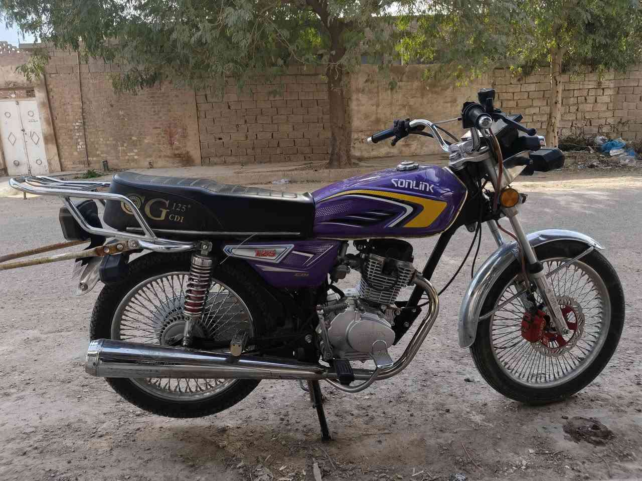 دراجه للبيع سونليك 2024 مستعمل نضيف الرقم: ***********
