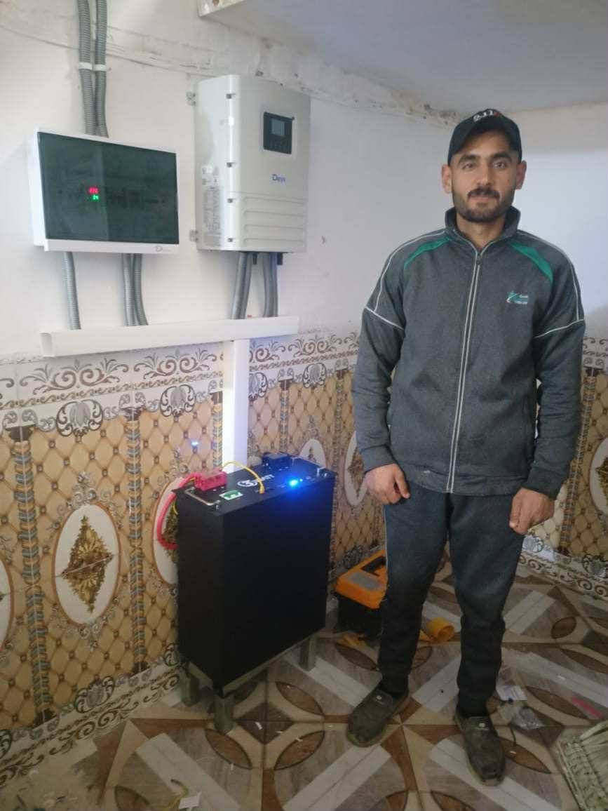 (#المصداقيه_اساس_النجاح)

💫تم بحمدالله تتنصيب  طاقة_في_قضاء_الدجيل

🔥#الطاقة_الشمسية_اختيارك_الأمثل
#نصب_منظومتك_وارتاح_بكهرباء_24_ساعة_بدون_انقطاع
🔥#جز_من_اعمالنا

✅ 1تعمل بقدرة 14امبير نهاراً و10امبير ليلاً 
🔥ضمنّ البطارية 10سنوات
🔥جهاز 5سنوات
🔥الواح لونجي ضمن 15سنه 

⚡️كادر مختص من المهنديسن بافضل وادق الاجهاز 

✅بامكانك تشغيل اجهزة التبريد 
✅فولتية ثابتة 230فولت
✅كهرباء مستمرة بدون انقطاع 
✅تشغيل تلقائي عند الانقطاع الكهرباء المكونات 

⭐️قواعد حديد مغلون
⭐️اسلاك خاصة بالتيار المستمر DC
⭐️قواطع خاصة بالتيار المستمر DC
⭐️اسلاك خاصة بالتيار المستمر DC
⭐️توصيلات MC4
⭐️اجهزة الحماية 
_________________________
#للتواصل___والاستفسار الاتصال عبر الأرقام التالية 
اسيا ***********
زين ***********
كورك ***********
_______________________
