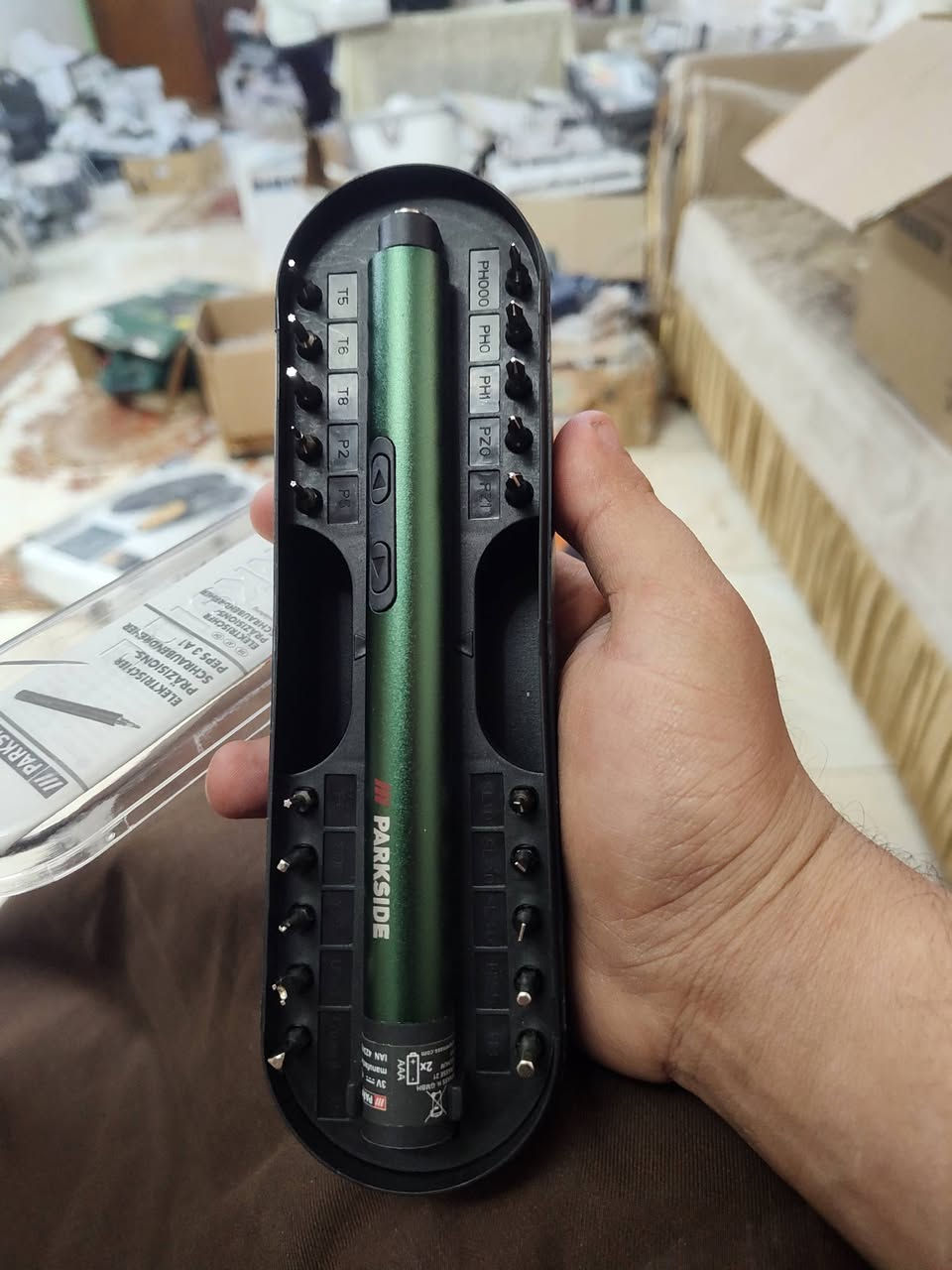 شباب عندي 14 قطعة من هذا الدرنفيس بارك سايد اصلي مال الكترونيات يشتغل على الباتري احط الباتري ما يشتغل ما اعرف ليش ابيعه هيج 
على أعلى سعر


**إذا كنت صاحب هذا الإعلان وتريد حذفه لأي سبب، رجاءا أرسل رسالة إلى الدعم الفني**