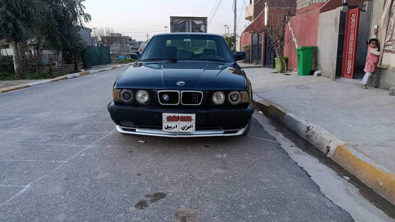 بيم دبليو 520كبس كير عادي كير مكينه شرط بخ جماليه بدون حادث عليها 6ورقات غرامه تحويل وكاله بشرط سعر 40مجال ***********واتس اب
***********واتس اب
