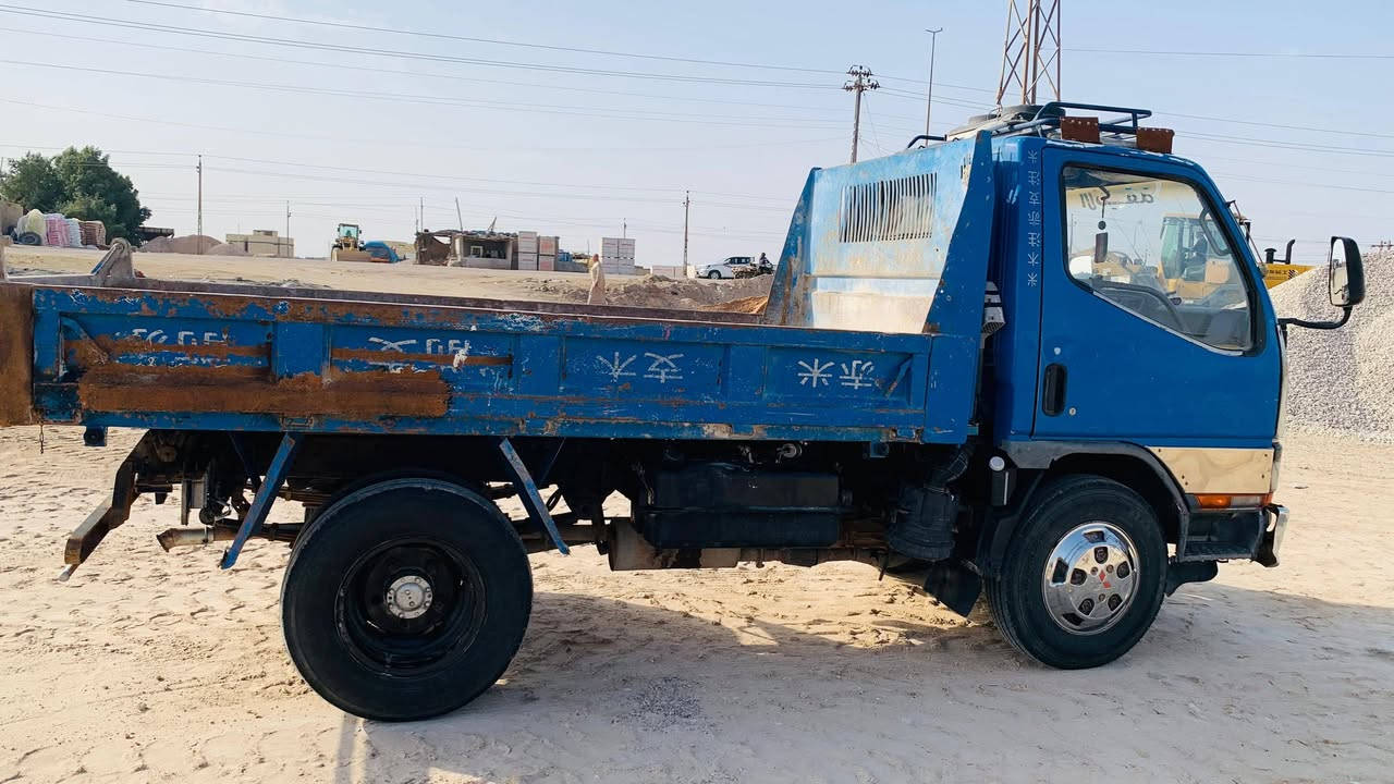 سلام عليكم كنتر عضم قماره بزون كفاله عامه شاصي مكفول محرك 33مفتوح طخم تاير الاستفسار الاتصال على رقم *********** غير متواجد على فيس
