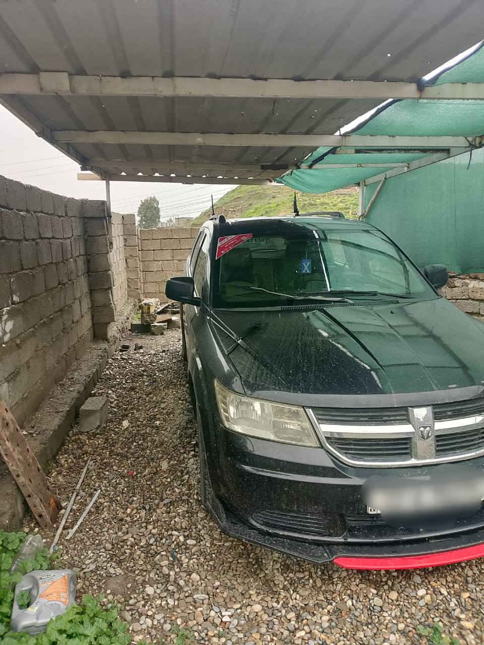 دوج جورني موديل 2009 ،، رقم اربيل  دولي  باسمي سنويه لل 2031 كابون بانزين ،محرك 6.. سلايت تبريد تدفئه كشنات جلد،،  طخه خفيفه الجاملغ  والباب خلف السائق السعر 
95 ورقه وبيها مجال ،، صدر نص عمر هاي تفاصيلها *********** مكاني موصل
