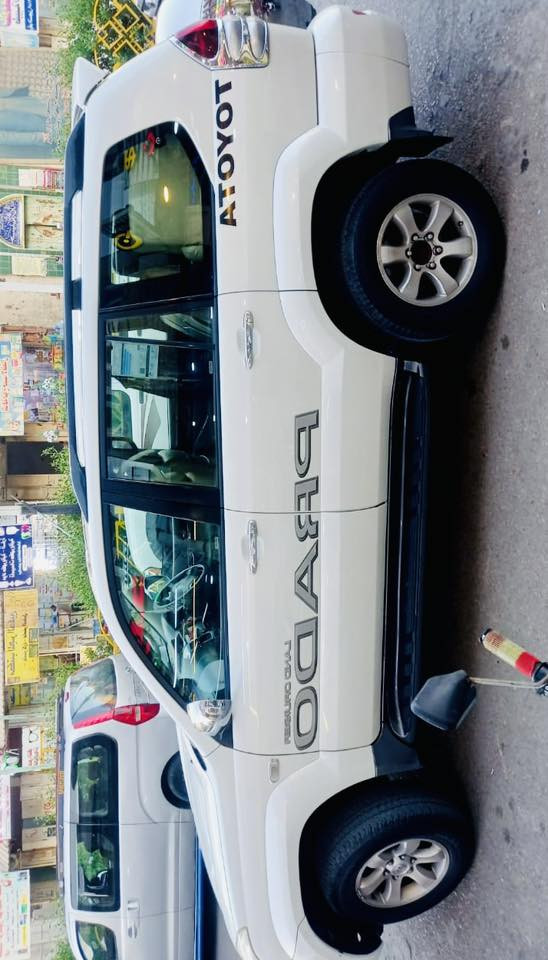 السلام عليكم برادو 2009كفاله عامه رقم مميز 3ارقام تخم تاير حداديه كله جديد  عل وضع شريكه محرك 6ستندر رقم صاحب السياره *********** مكلف بنشر
