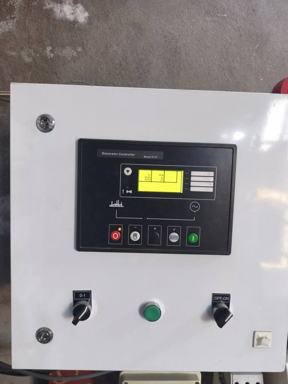 السلام عليك كمنز 5ونص للبيع كم شفت جبار 350كيفي اوربي جديد كاتم مكان بغداد قرب القناة للاستفسار اتصل 
***********
