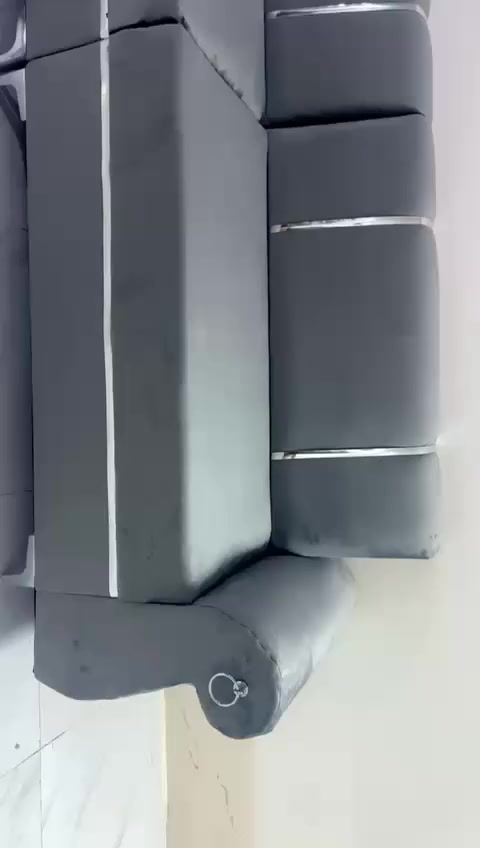 ديوان نضيف بدون عيب عنوان اربيل توجد توصيل اربيل وموصل ***********
