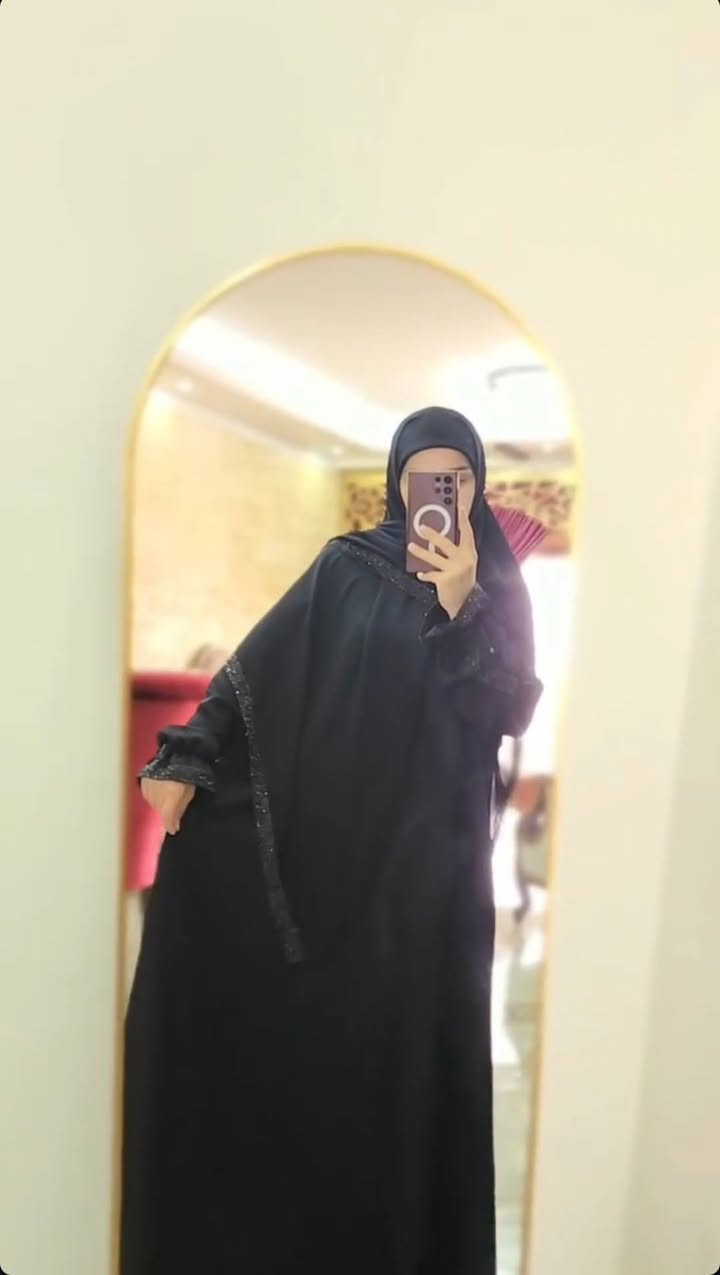 زي شرعي نسائي يتكون من حجاب وفستان 
يتوفر بكافة القياسات والاحجام 
توصيل لكل محافظات العراق 
للحجز التواصل دايركت✨


**إذا كنت صاحب هذا الإعلان وتريد حذفه لأي سبب، رجاءا أرسل رسالة إلى الدعم الفني**