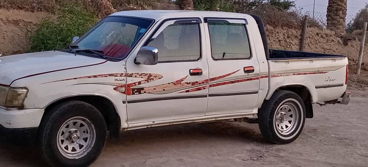 سلام عليكم للبيع دير موديل 2006 كهربائيات شغاله سياره جهازه ما بيها نقص العنوان الديوانية ال بدير السعر 28 وبيهاا مجال 
الرقم 
***********
***********
