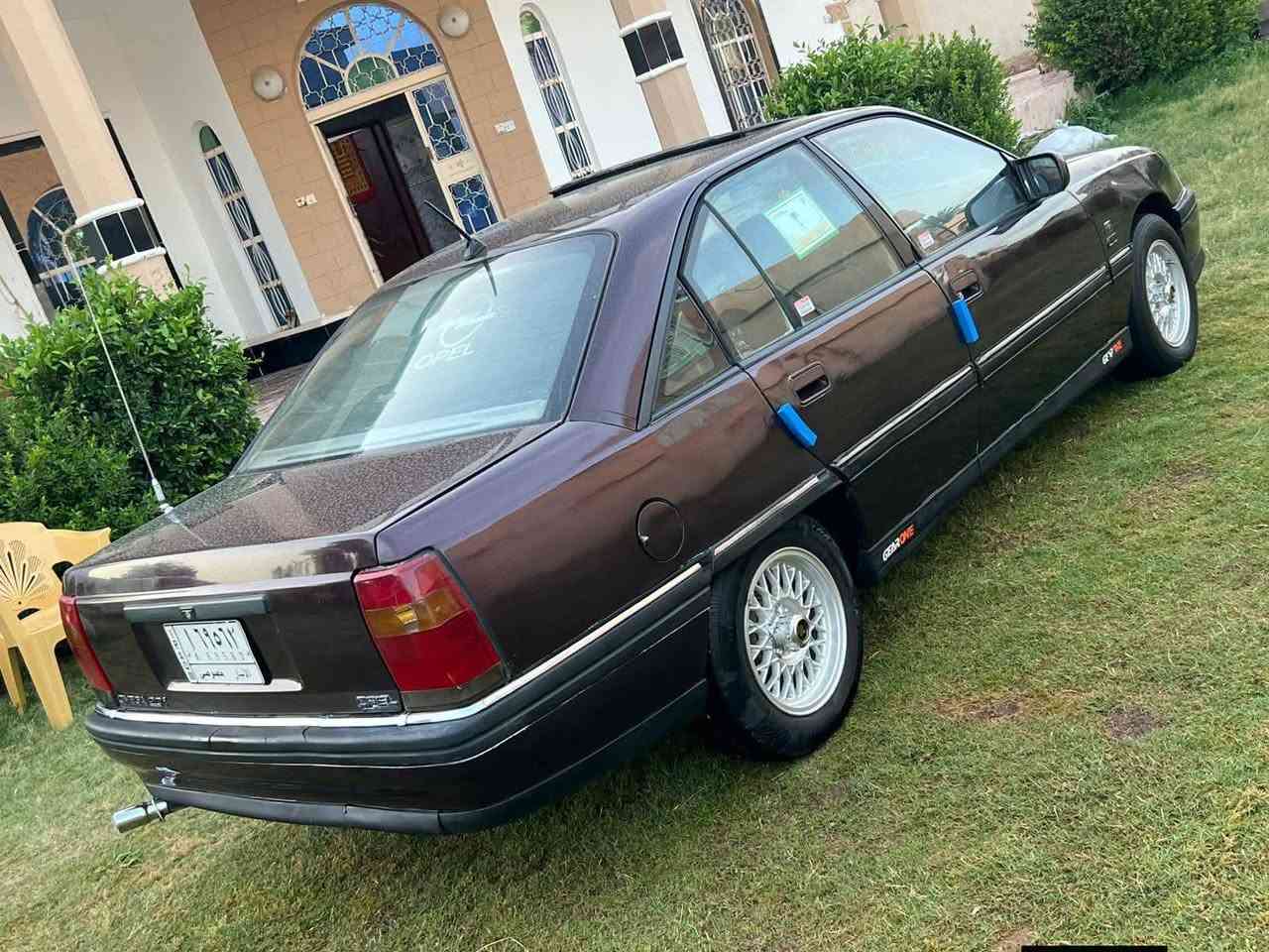 اوبل اوميكه موديل 92
محرك 2000 بلادي بي شويه بخار
كير مكفول اكسل مكفول صدر امامي وخلفي جديد ويل كب السياره بلاديه نصبته حلوه 
والسياره شرط تحويل سعر السياره يم راعيها المكان الخالديه 

***********  )(اني مكلف بنشر )
