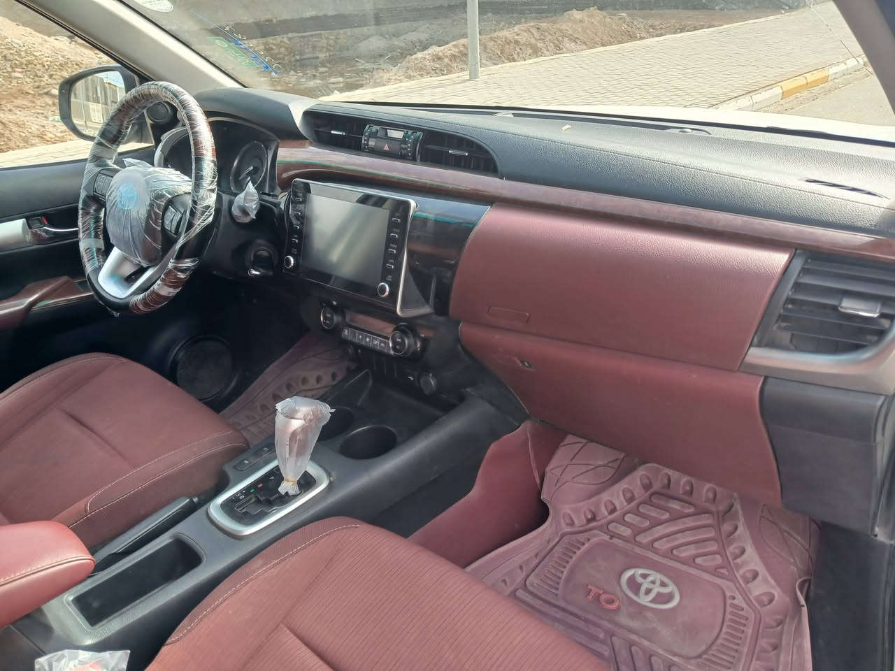 سلام عليكم ..بيع ومراوس
بيكم فلاونزه 2024 كويتي ساير سياره جاهزه سبير مانازل 
بيه صبغ بل بدي شخط ومصبوغ السعر 255 وبيه مجال عنون بل سماوه ...***********
