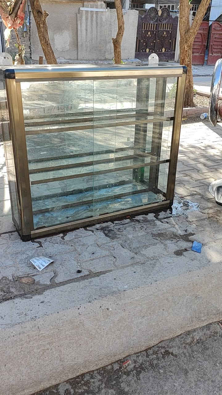 غراض مستخدمه مال محل حلاقه مثل ما واضح بمقطع الفيديو والصور بغد اد مدينة الصدر


**إذا كنت صاحب هذا الإعلان وتريد حذفه لأي سبب، رجاءا أرسل رسالة إلى الدعم الفني**