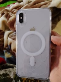 اكس ماكس • مبدل شاشة • ظهر مكسور