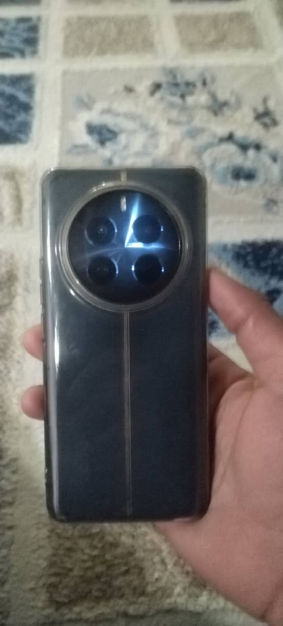 ريلمي 12 برو بلس سعرو 290 وبي مجال اخو الجديد بس يم كامره الخلفيه سوده  مامفتوح الجهاز ولا مبدل شي شرط موصل, نينوى


**إذا كنت صاحب هذا الإعلان وتريد حذفه لأي سبب، رجاءا أرسل رسالة إلى الدعم الفني**