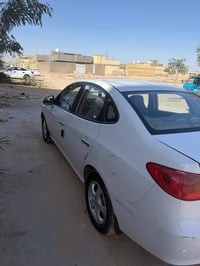 الالنترا ٢٠١١ • محرك ١٦٠٠ • نجف