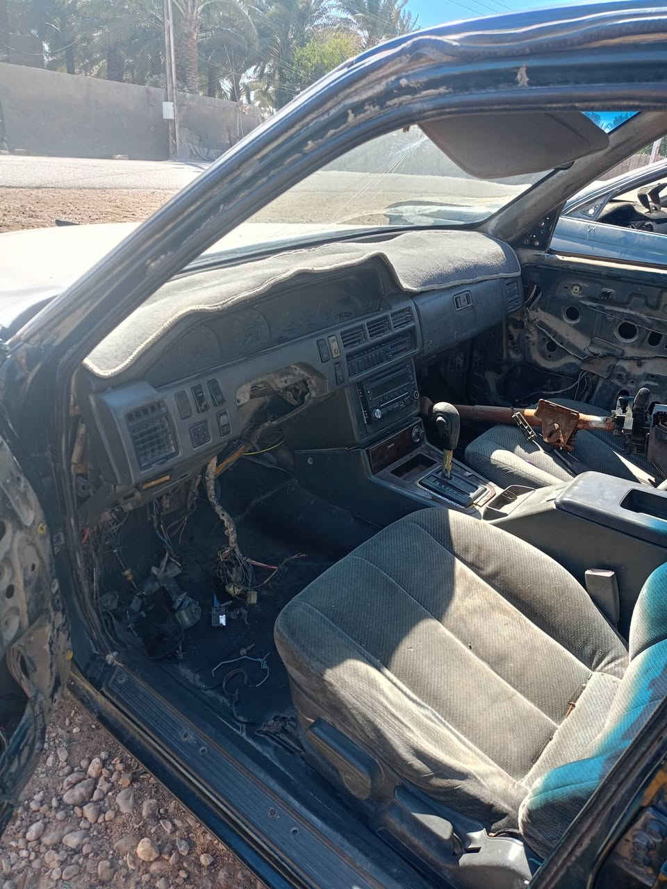 السلام عليكم تفصيخ بونتيشا العنوان بابل المسيب طريق ابو لجاسم الستفسار تصل علا هاذ الرقم ***********
