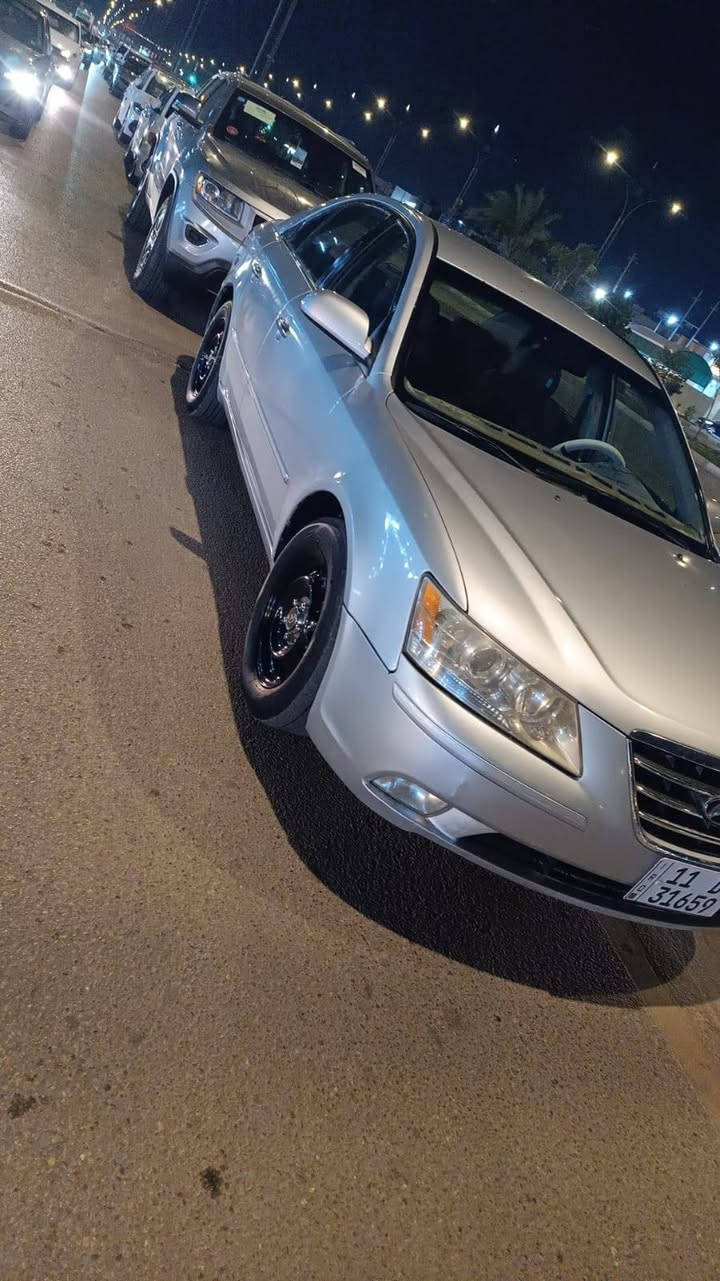 سلام عليكم سوناتا 2009 رقم بغداد  وارد امريكي    محرك2400 دوش  كير حداديه تخم تايرات كله جديد
مكاني ذي قار رقم الهاتف ***********
السعر 95$
