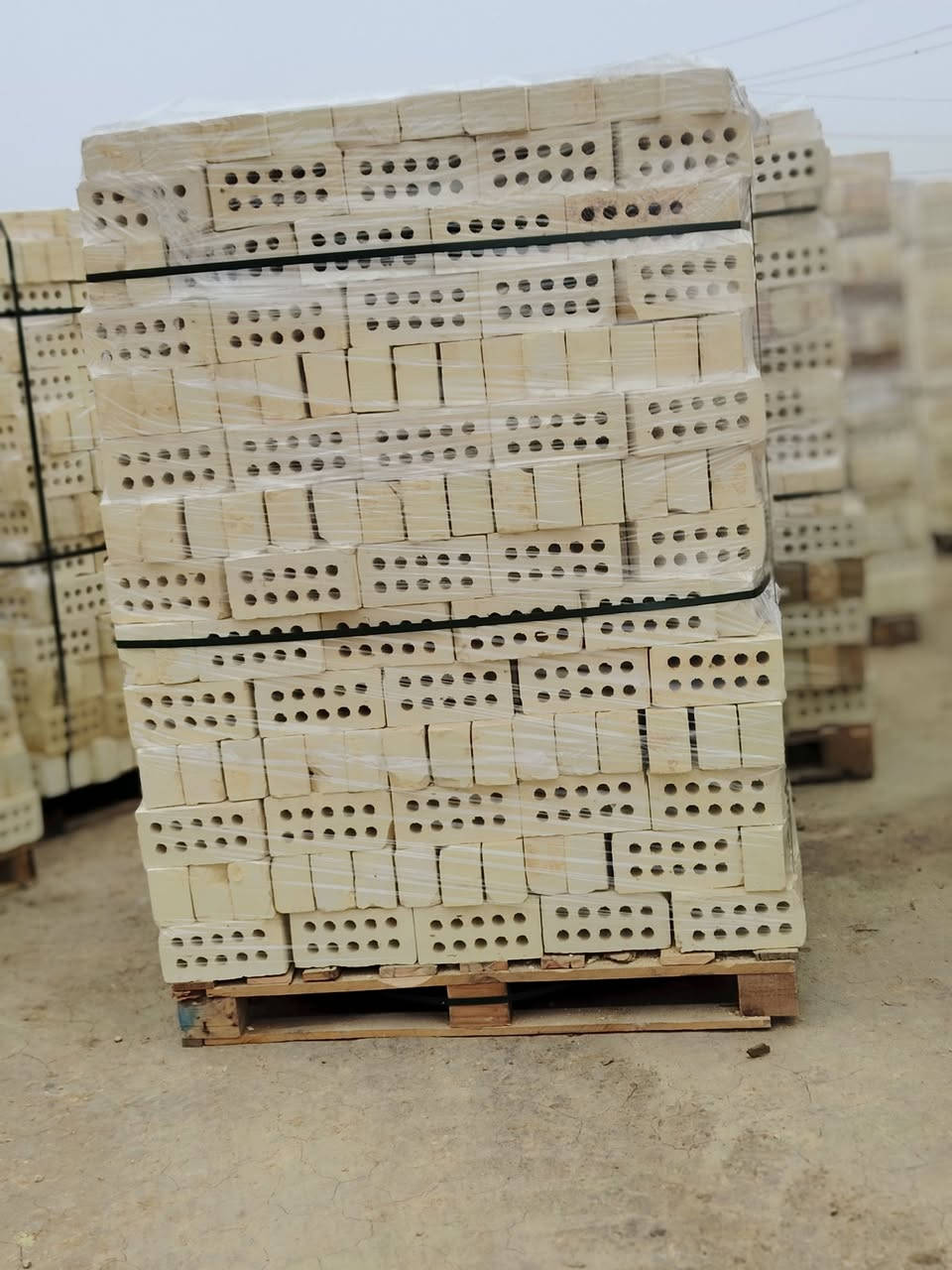 تم تخفيض الأسعار
*********** 📲
السلام عليكم 
للبيع أجود أنواع الطابوق الجمهوري 
الطابوق الجمهوري قليل الأملاح 👍     
وبأسعار تنافسيه 💰💸                              
الطابوق خاضع للفحص قبل التنزيل 👀      
    طابوق شرط المكلاب ⤵️👍                  
حمل مظبوط وزياده بلعدد ✅
  (ملاحضه) السعر حسب المكان 🛣️
لدور وتعب نفسك أتصل ويوصلك للبيت 🚍🚒   
*********** 📲يتوفر وأتساب
التوصيل لكافة المحافظات ✅
العنوان / بغداد النهروان
