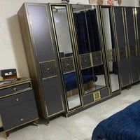 للبيع • خزائن • ديكور