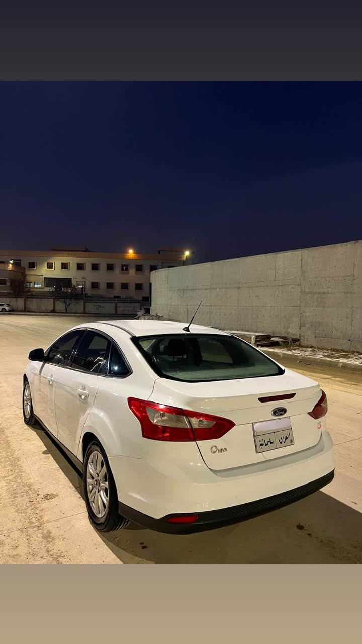 فۆرد فۆكس Ford focus 2012
خليجى شه ريكه ى نيفا 
ڕەنگی سپی ناو بێجی
 سوكان ڤوليوم 
‏ABS ويل كه پ 
٥ پارچه ى بۆیاخە و ئێرباگی نەتەقيوه، بێ ناو گرتن. 
سۆنەرم داناوە  
٢٥٧ هەزار کم ڕۆشتووە، گێڕ و مەکینە مەزبووتە،  تەبرید مەزبووتە
 بە شەرتی تەحویل و غەرامە 
سعرى ٦٨$ معامەلەیەکی کەم 
رەقەم تەلەفۆن: *********** السليمانية, العراق
