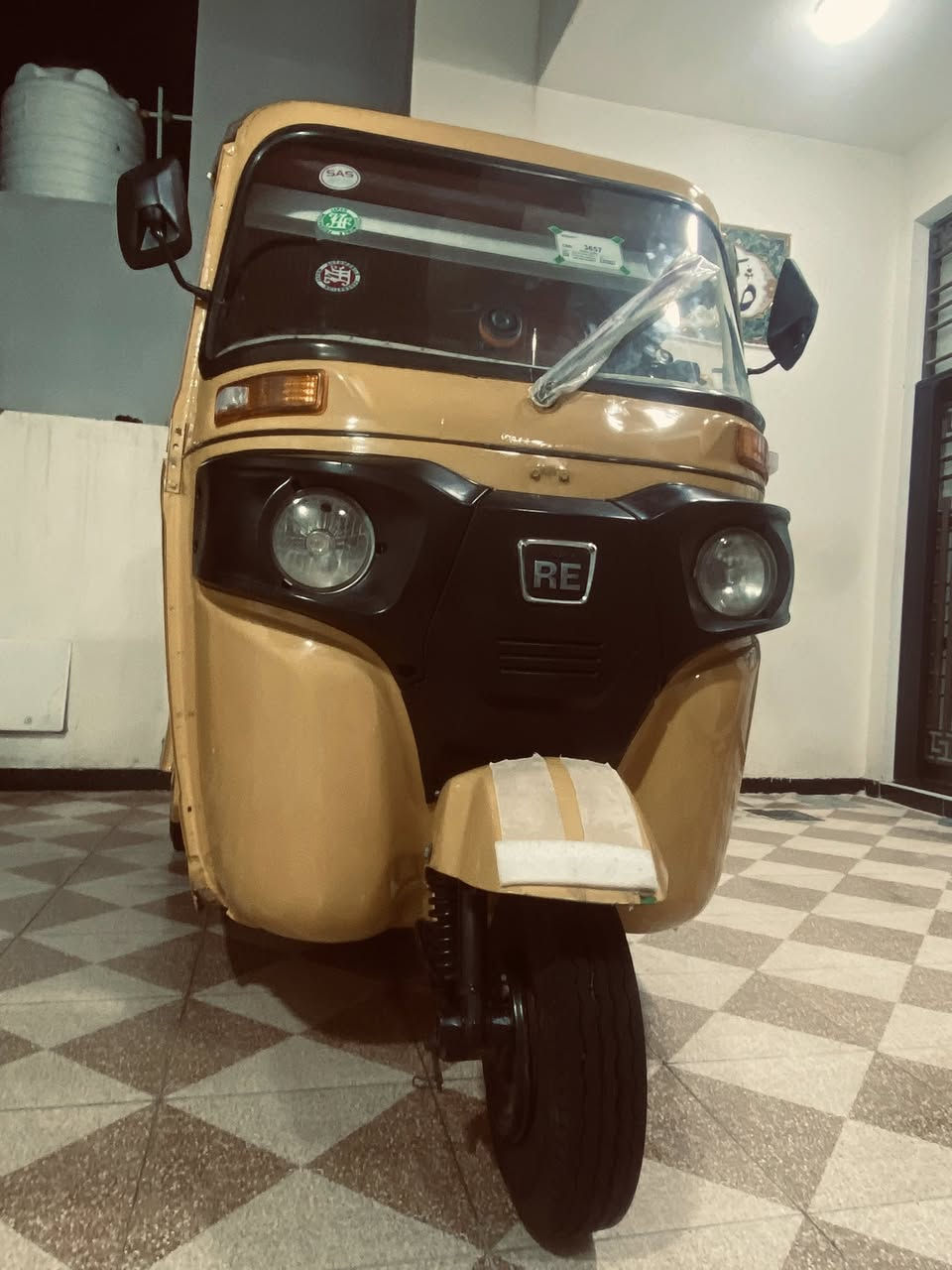 السلام عليكم تكتك للبيع موديل 18محدثه 20مكينته21 التكتك بيه طخه يم باب البانزين ومعمره تعمير جديد دوس بس ومرجعيه بلاد التكتك مصبوغه عام للجماليه التكتك خير من الله  السعر 4و700وبيه مجال بسيط ‭
مكاني حله /ابي غرق 
‭     ٠٧٨٣ ٨٩٢ ٩٣٢٦‬
