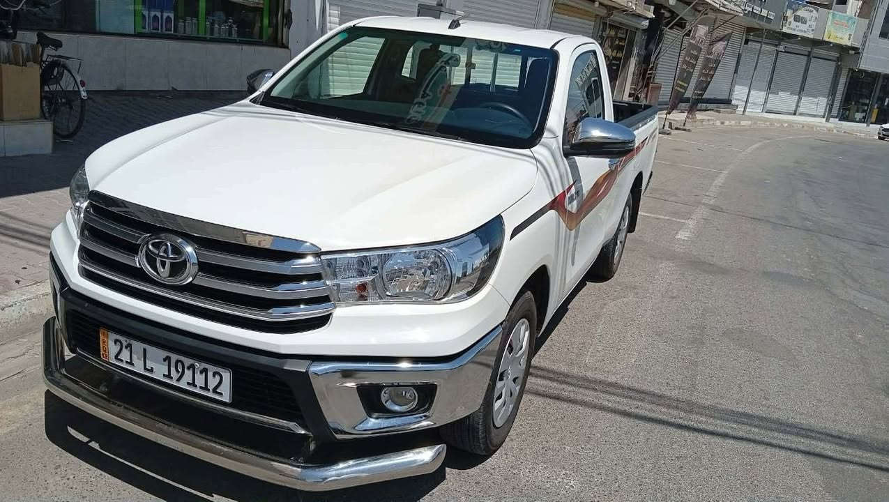 کوردی
پیکاب hilux 
مۆدێل2025
سیارەکە تەنها 13000هزار ڕۆشتوە فول مواسەفاتە 
گێڕ مەکینە تەبرید کاربای هەموی بەشەرت
سیارەکە بێ سبوغە هەمو گیانە بەشەرت تەنها یەک شوختی بچوکی هیە وەک لە سۆنەرەکە دیارە
بۆ زیانیاری زیاتر پەیوەندی بەم ژمارە تەلفۆنە بکەن
سعرەکەشی 242 وەرقەو مجال
***********
عربی
بیکاب هایلوکس
مودیل2025
سیارە ماشیە ١٣٠٠٠کیلو فقط
کیر محرک کهربائیات کلە بشرط 
فول مواصافات
سیارە کفالە عامە ماعدە رصعە موضوح بل سونار
لمعرفت مزید اتصل لهاذە رقم
سعر242ورقە مجال
***********

