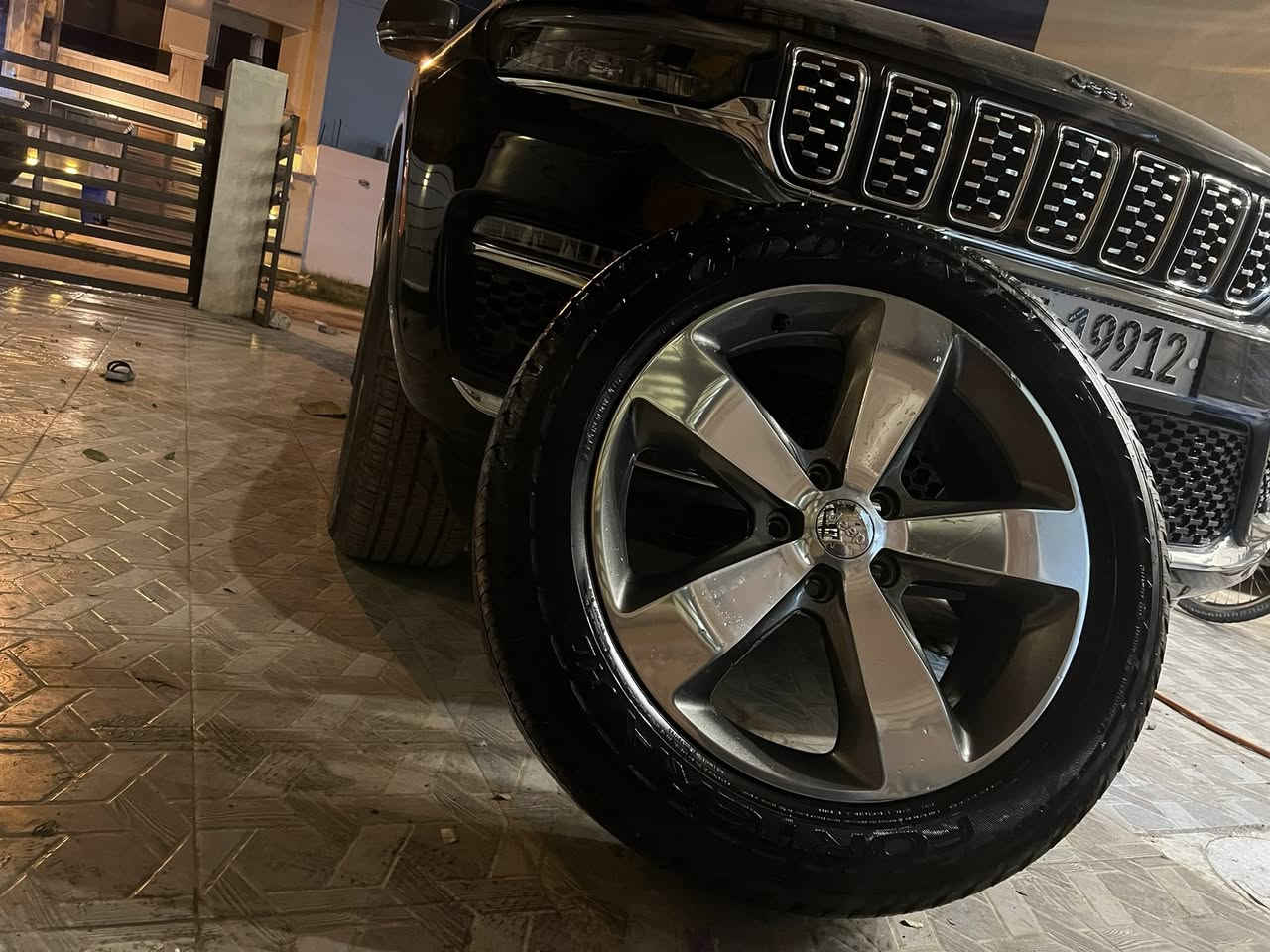 سلام عليكم ويل مال جيب خليجي كلش جديد تايرات جديدهالسعرً6كلش جديد مكاني بغداد يرموك هذا رقمي ***********
