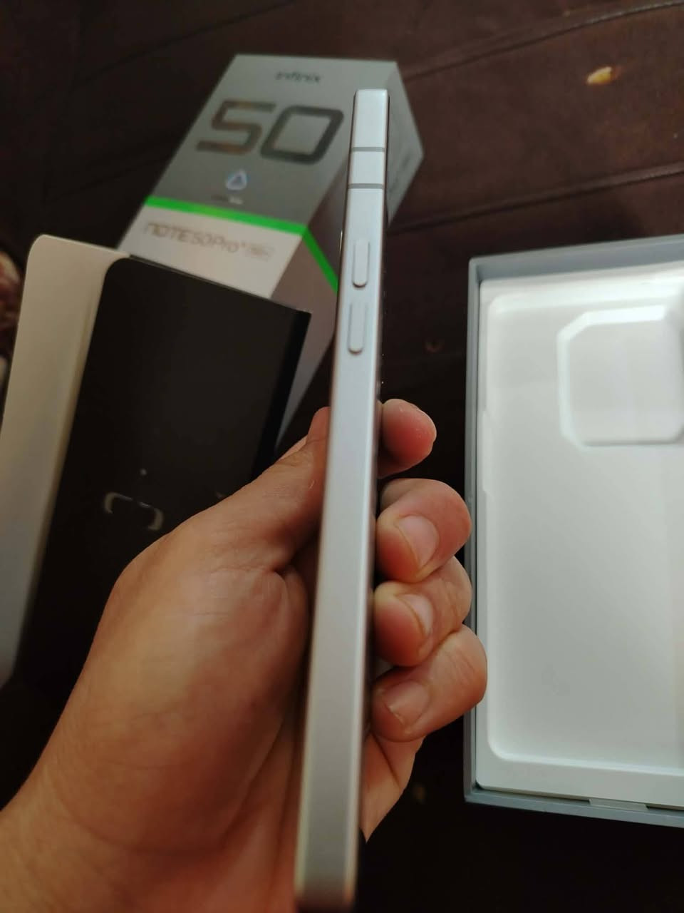 جهاز انفنكس نوت 50 برو بلس    
نظيف مبدل بي ظهر   120 فريم 
زوم ×100  سعر  🔥  تواصل خاص


**إذا كنت صاحب هذا الإعلان وتريد حذفه لأي سبب، رجاءا أرسل رسالة إلى الدعم الفني**