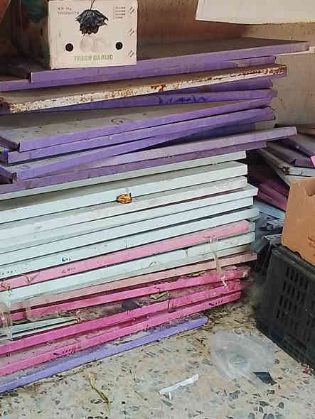 رفوف لبيع ***********
