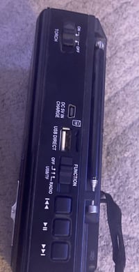 مسجل قديم • يشتغل • يحتاج بطاريات