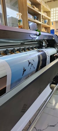 طباعة إعلانات • تصاميم حسب الطلب • الادمن طيبه