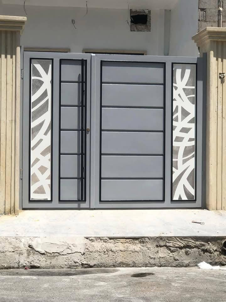 للبيع للبيع ابواب حوش الموصل صناعة الكرامه لاستفسار او الاتصال  ***********    /    ***********

